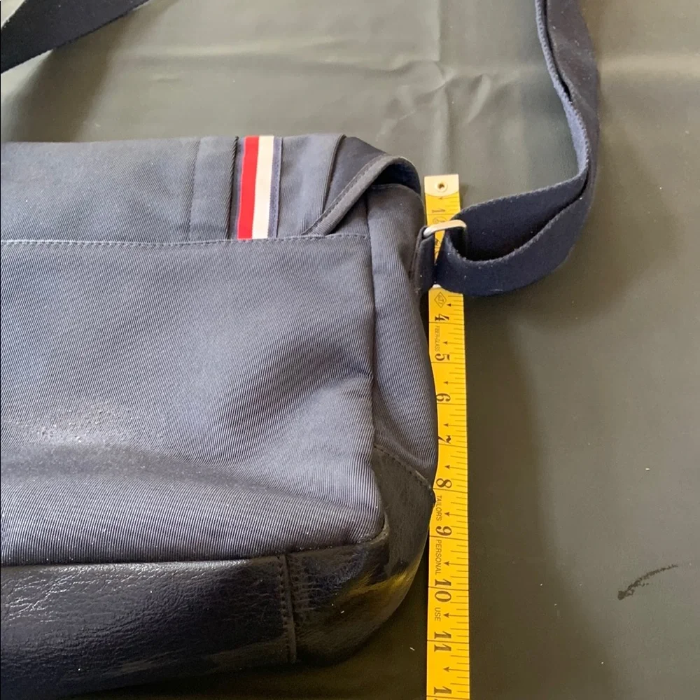 Tommy Hilfiger Navy Canvas Messenger Crossbody Laptop Travel Bag Unisex